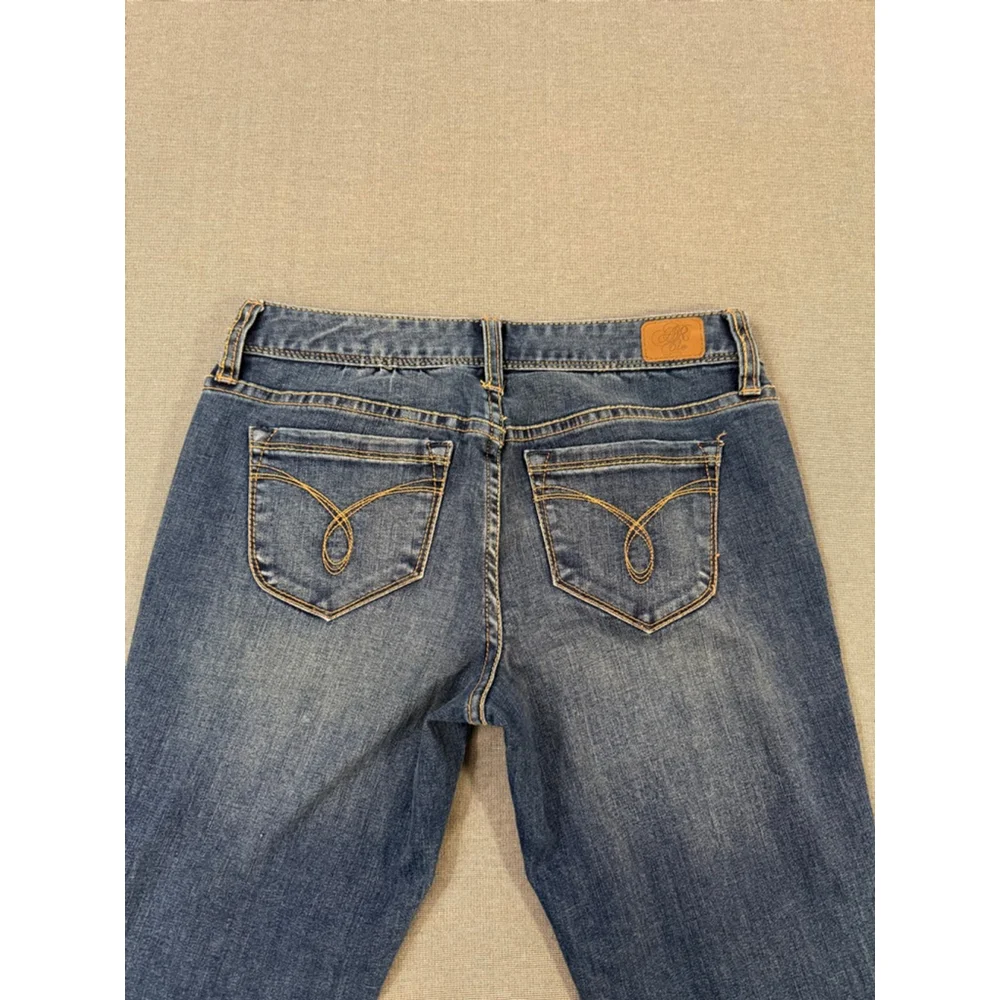 American Rag mid-rise bootcut jeans in a dark wash Size 1